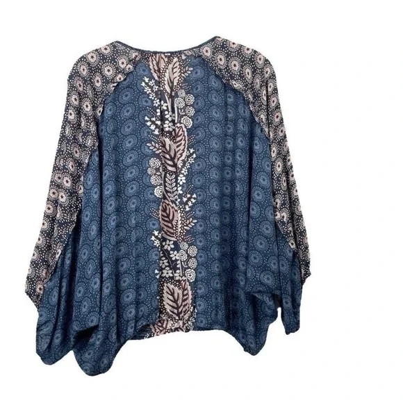 Maeve By Anthropologie Letizia Ruffled Blouse Top Size XS Blue‎ Floral - Picture 4 of 7